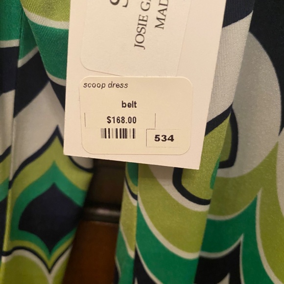 Leslie Evers scoop dress with belt. NWT - Picture 4 of 5